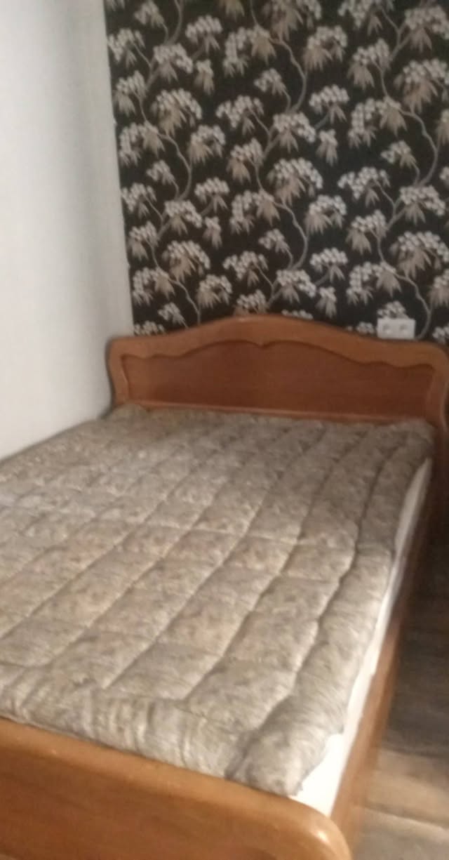 Kiralanıyor daire, Tiflis