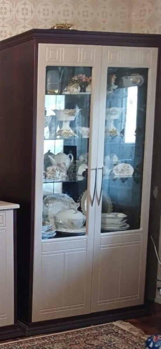 მებელი — 550₼