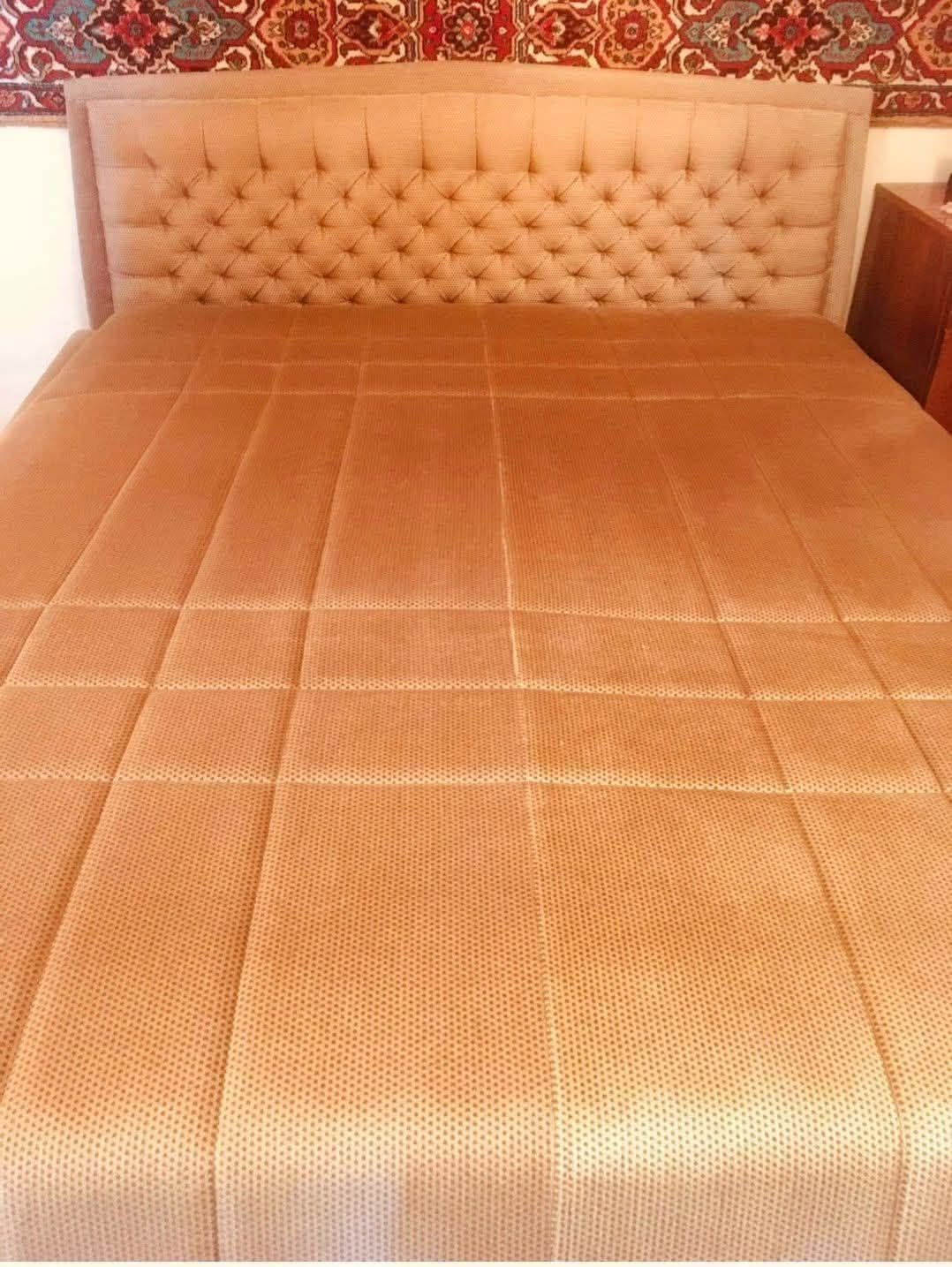 Sofa-bed for sale, imported, urgent sale.