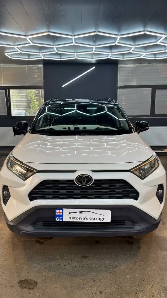 Ещё один Rav4 🇯🇵🇯🇵 с люком и стойками