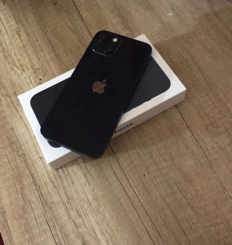 iPhone 13 ikinci el olarak satılır, fiyatı 670$