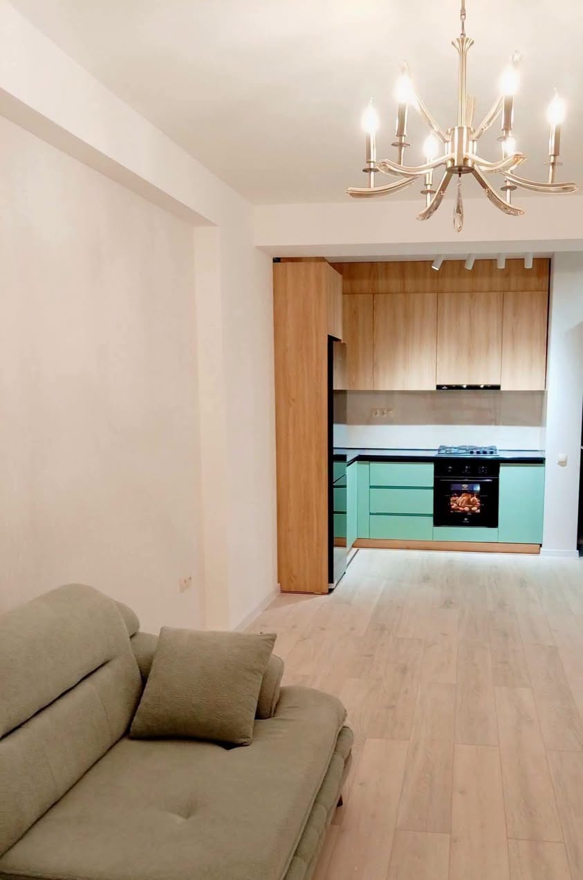 იყიდება ბინა, თბილისი — $96,000