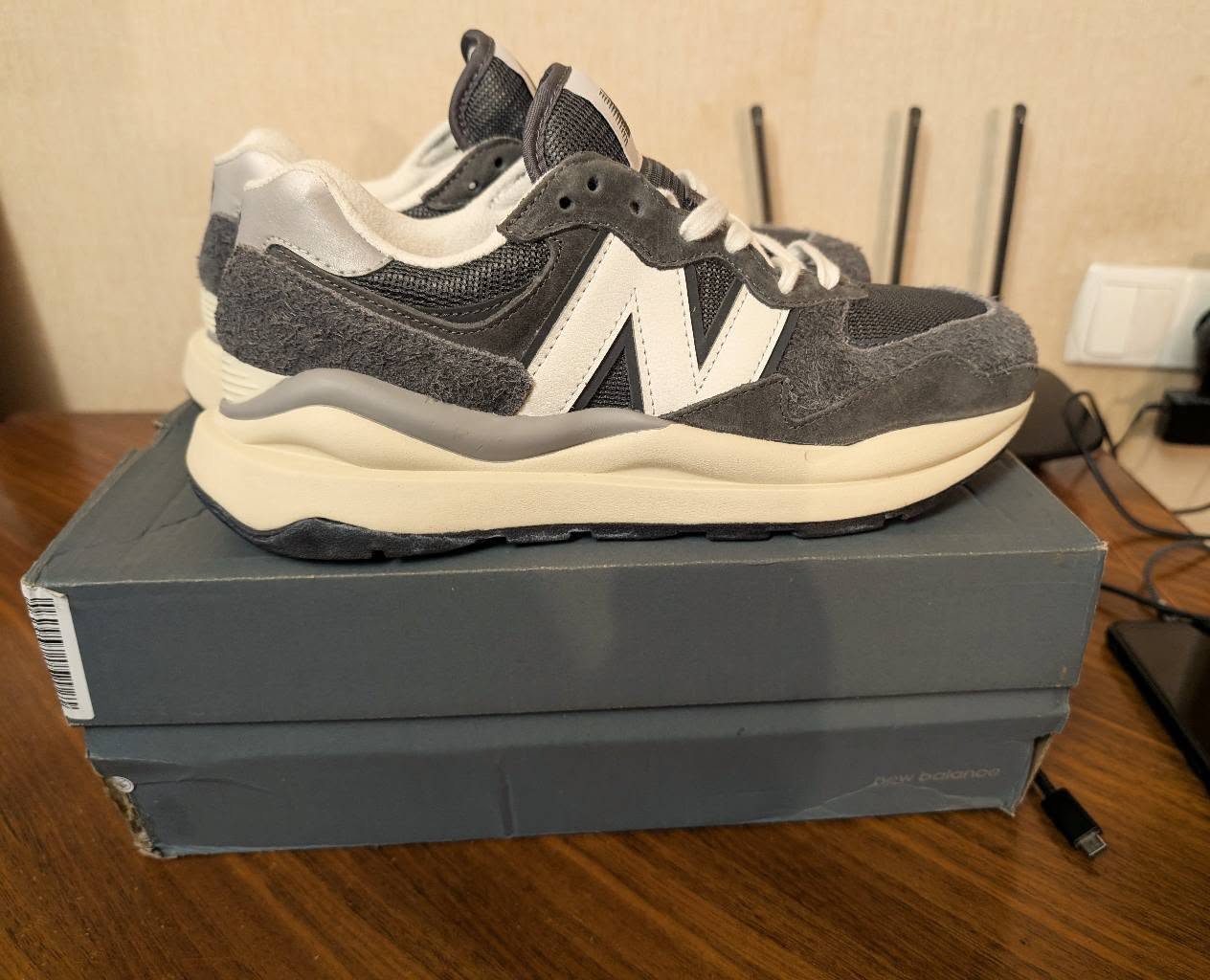 New Balance ახალი სნიკერსი 41.5-42.5