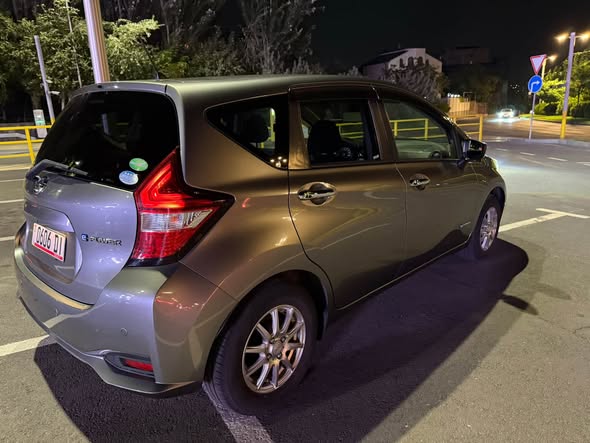 Nissan Note 2016 — 7,250$