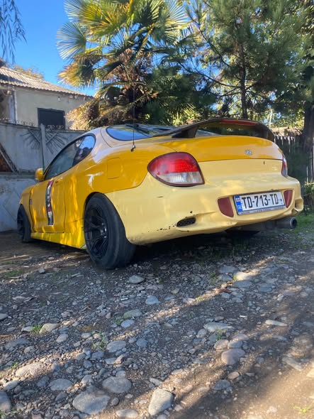 Hyundai Tiburon 2000, 2.0 автомат