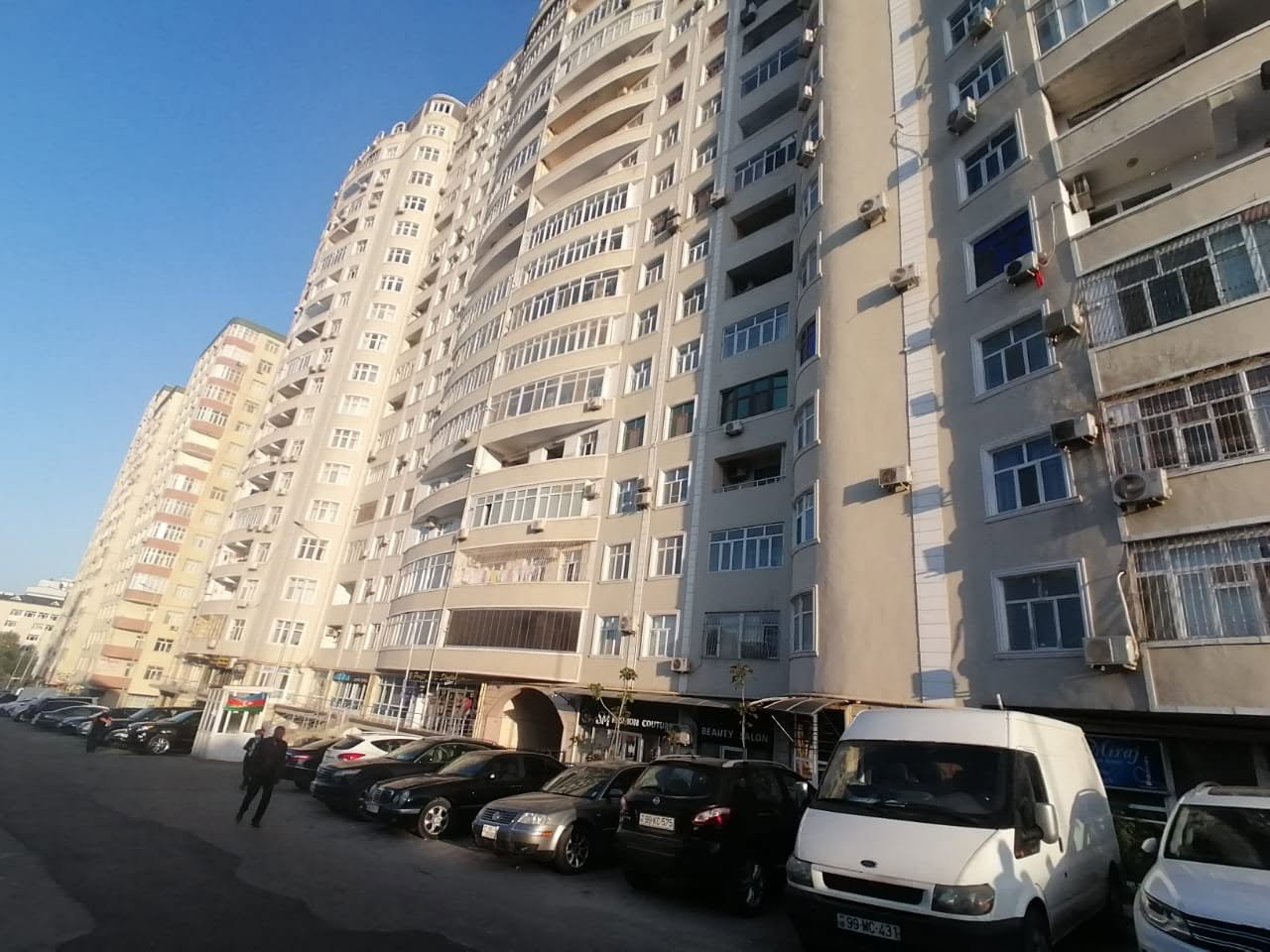 Квартира — 220 000 манатов