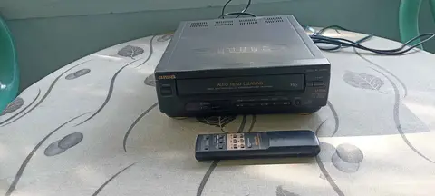 Aiwa XE100 ვიდეო მაგნიტოფონი
