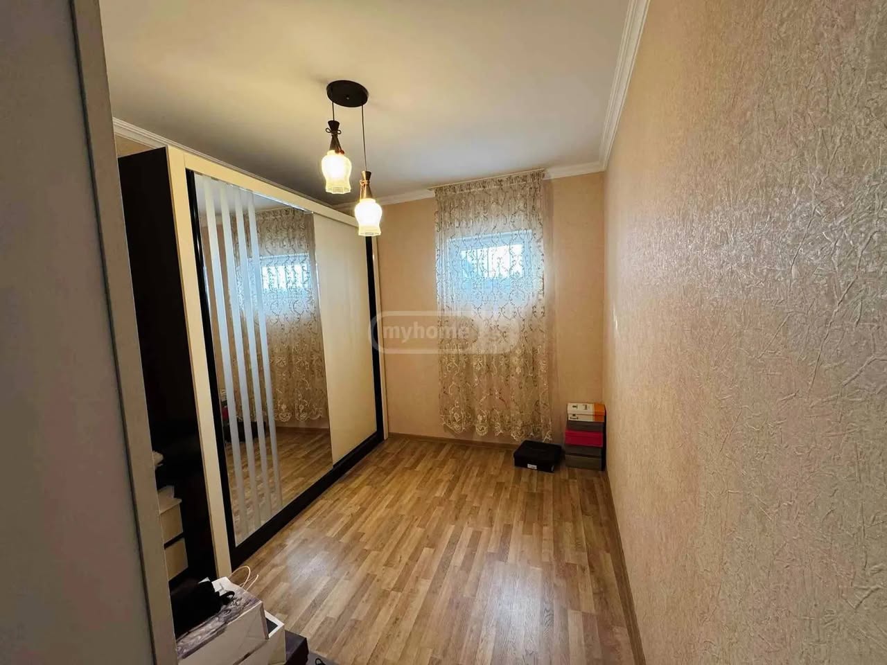 Kirayəyə 3-otaqlı mənzil, Tbilisi