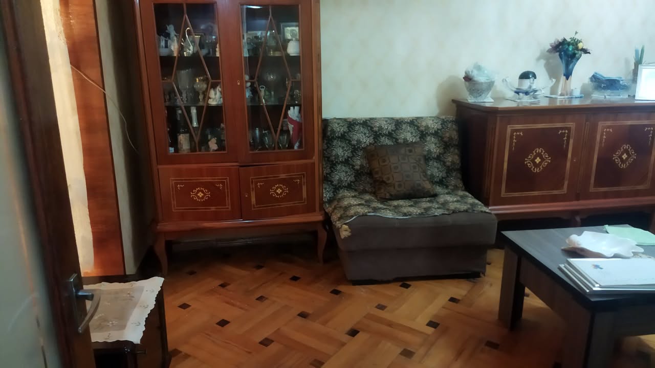 2 otaqlı mənzil satılır, Rustavi — $56,000