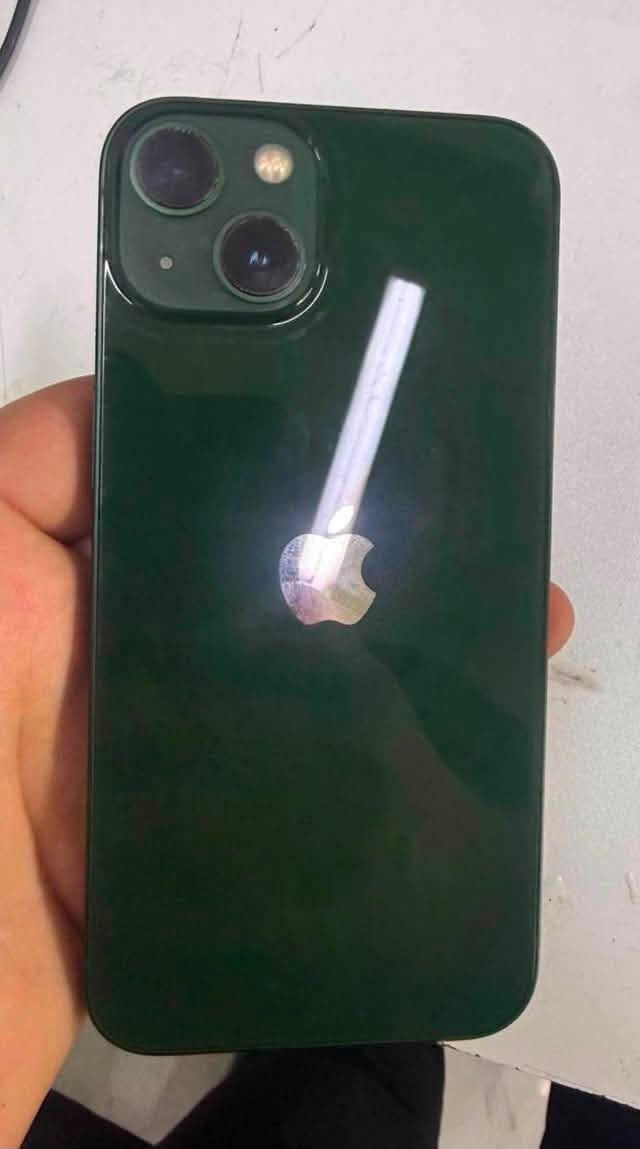 İdeal iPhone 13 garanti ile satılık. Hafıza — 550₾