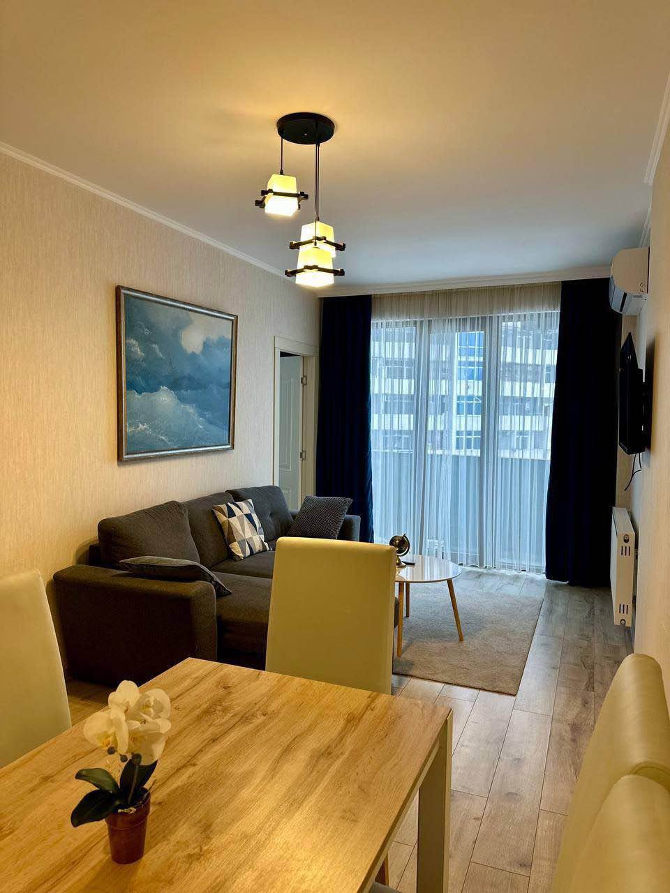 Satılır 2-otaqlı mənzil, Batumi — $120,000