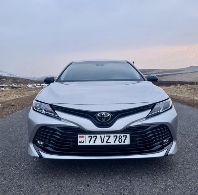 Toyota Camry 2018