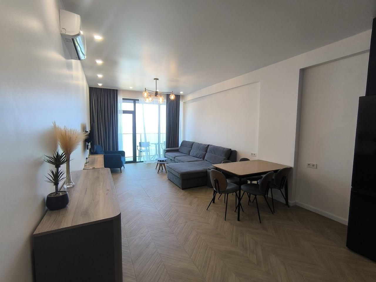 Сдаётся 2-комнатная квартира, Батуми — $800