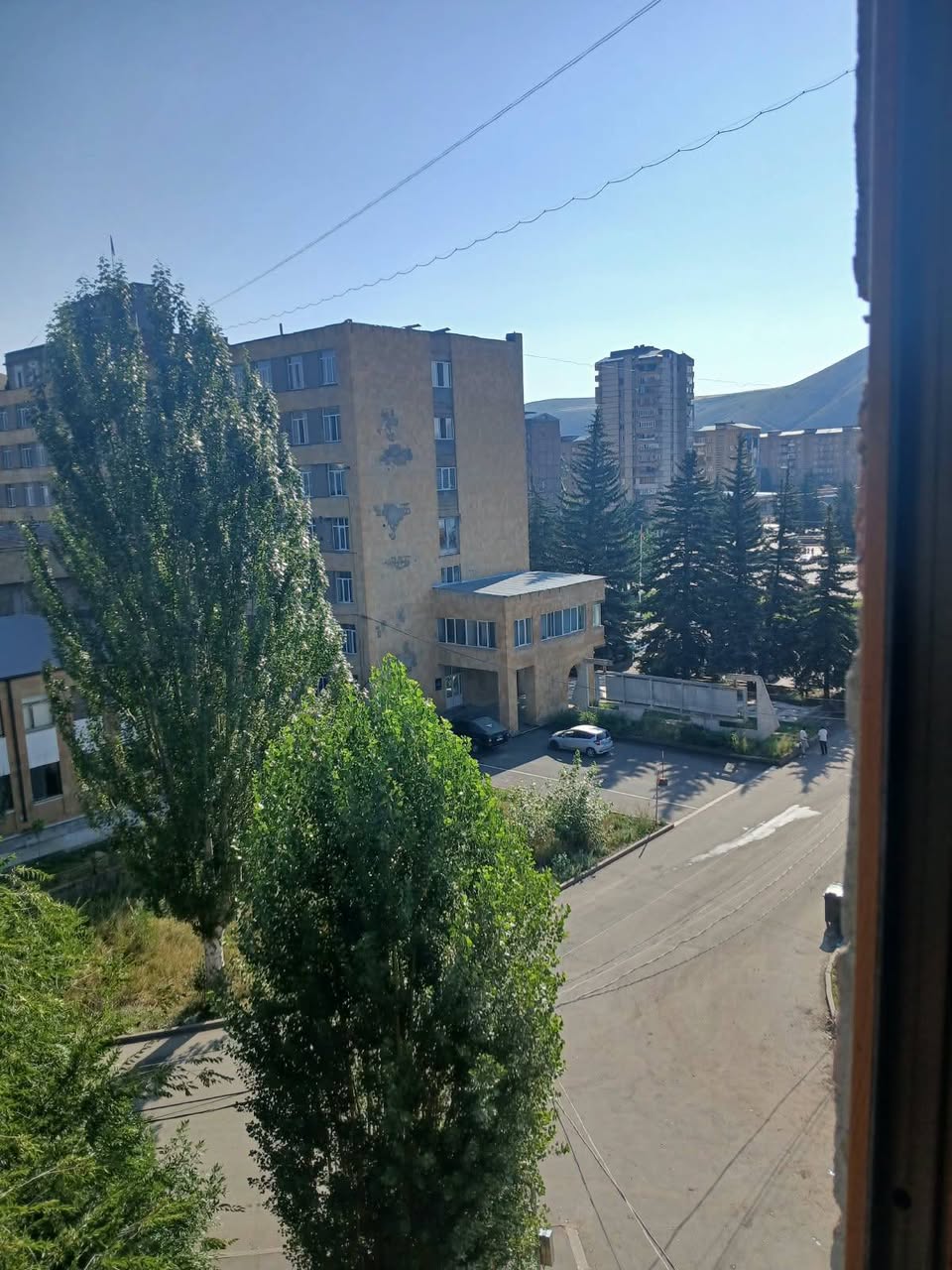 Վաճառվում է 3 սենյականոց բնակարան, Երևան