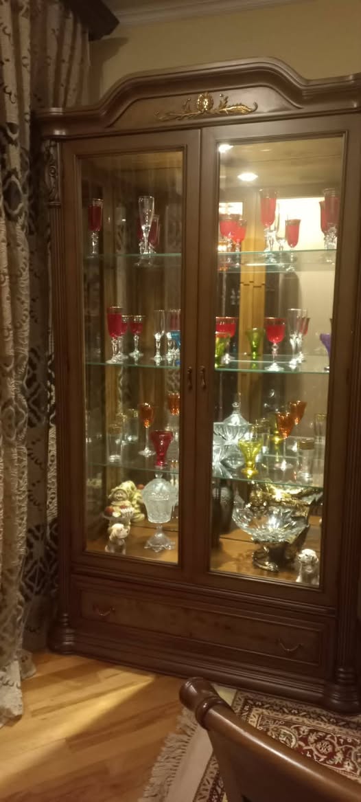 Hepsi birlikte 2500 lariye satılır