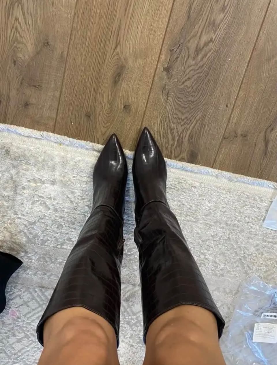 Brown croc-print pointed boots, 75 GEL