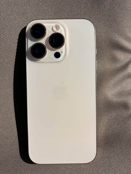 iPhone 16 Pro 128GB, ბატარეა 90%