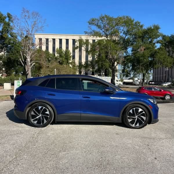 იყიდება გზიდან! 2021 Volkswagen ID.4 Pro — 12,800$
