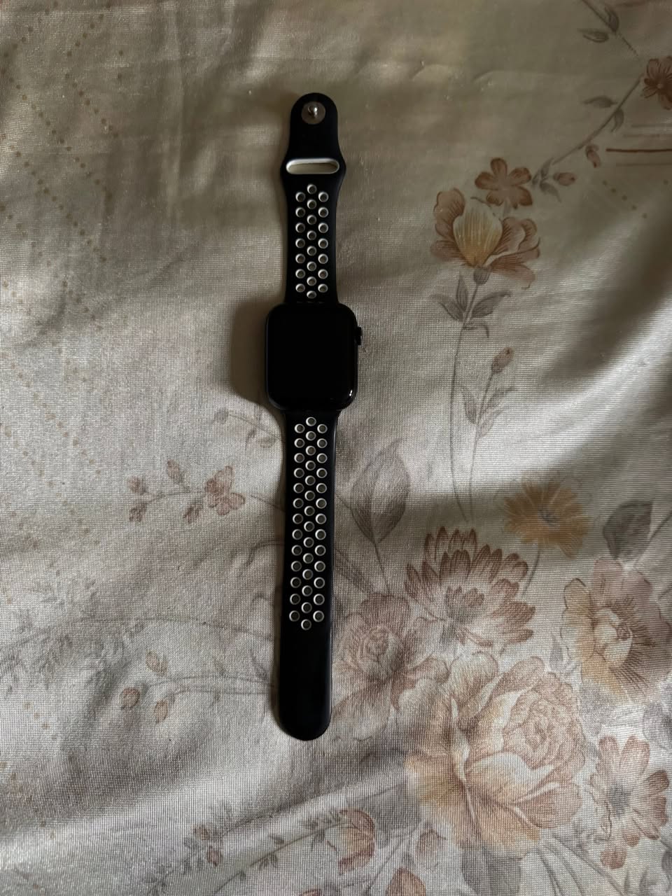 Satılır Apple Watch Series 8 45mm