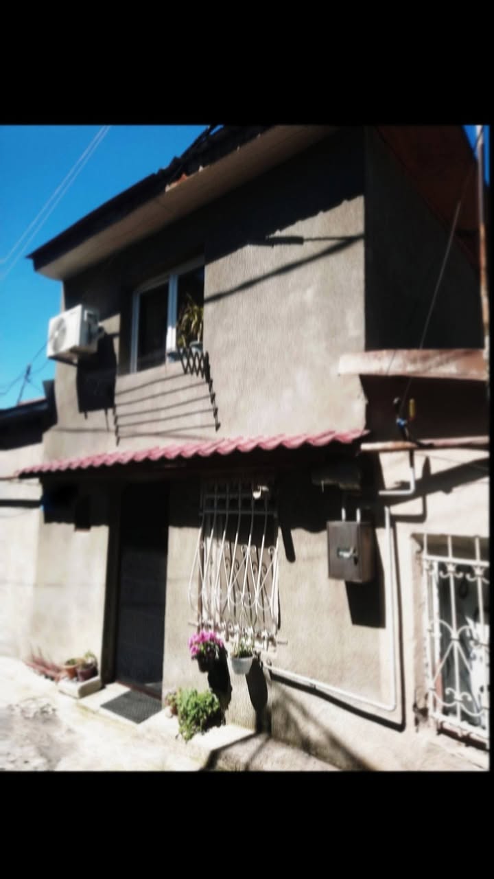 Ev, Tiflis