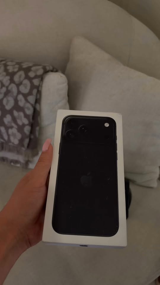 Apple iPhone in box, black