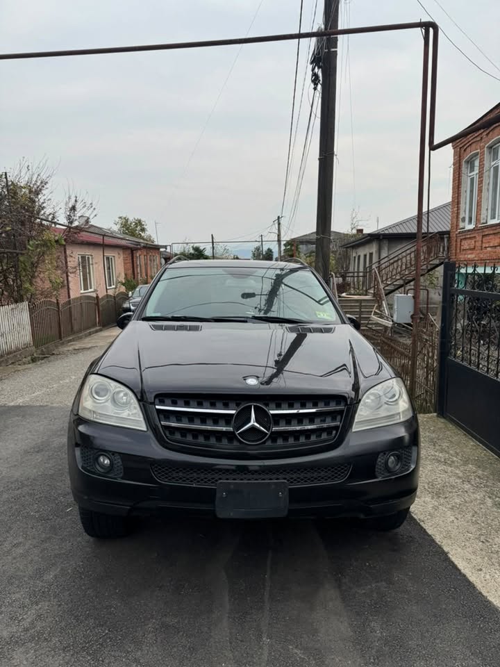 ML350 2007 — 4,000$