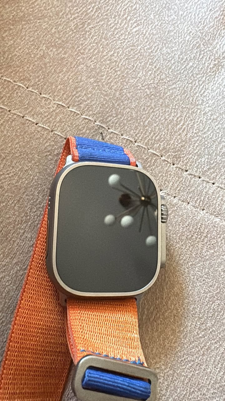 Apple Watch Ultra 2 qıfıllı iCloud-da