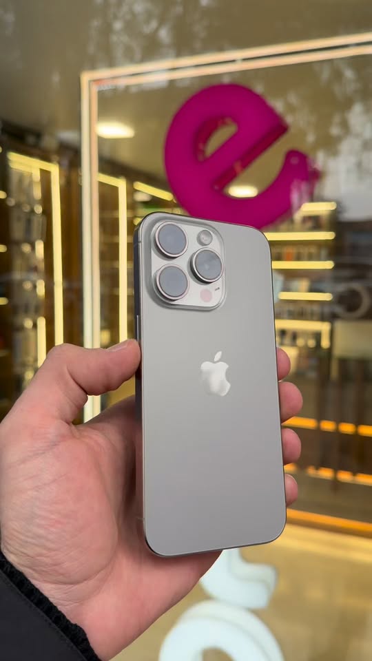 iPhone 15 Pro 128GB, battery 100%