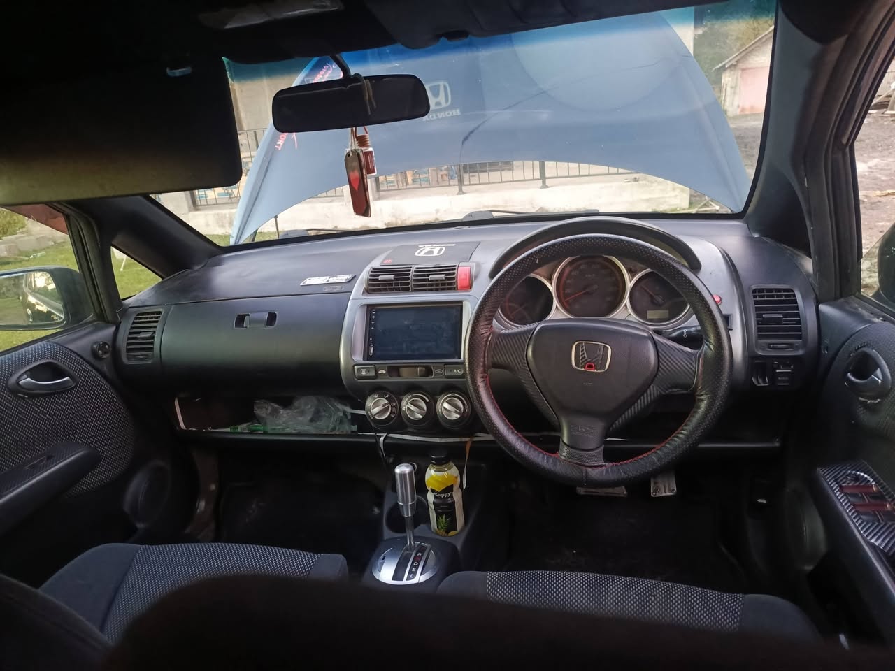 VAZ 2107, 2004, 1 3 ძრავით, დასავლეთში, 2400 $