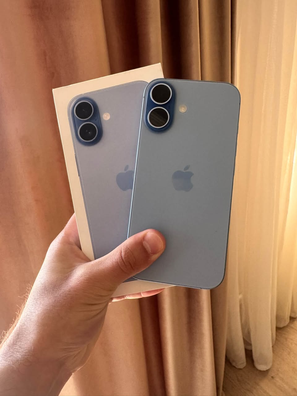 Продам iPhone 17, 256Gb синий — 305,000֏