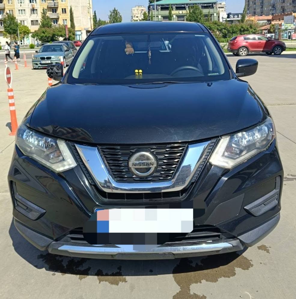 მიყიდება ან იცვლება ტოიოტა ქემრი ან 2015 — 8,700$