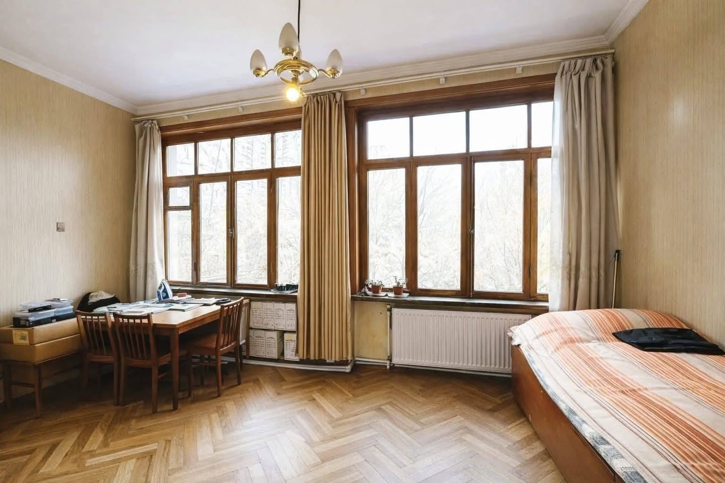 Продаётся 6-комнатная квартира, стоимость — 175,000$