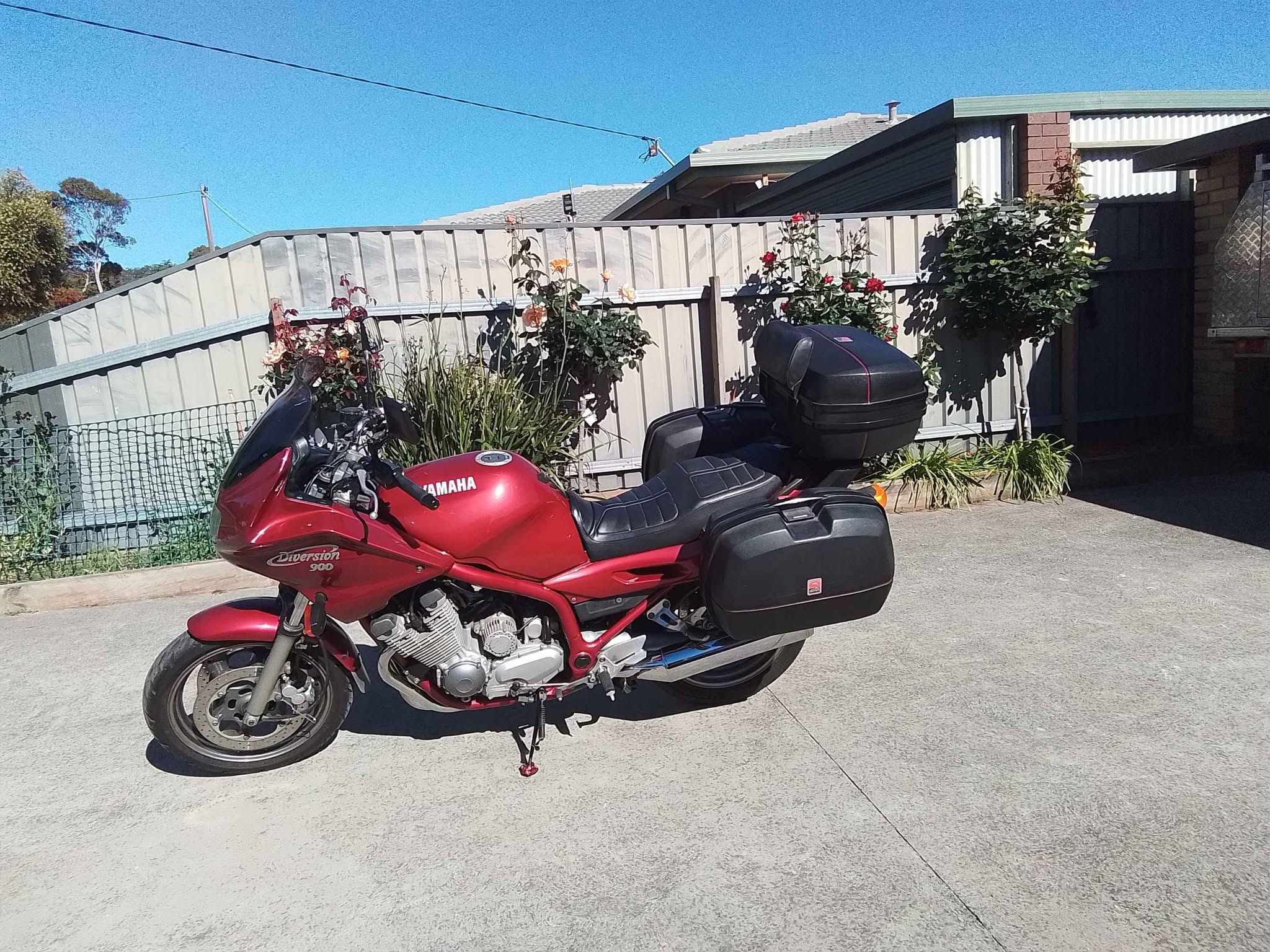Yamaha Diversion XJ900 զբոսաշրջային հեծանիվ