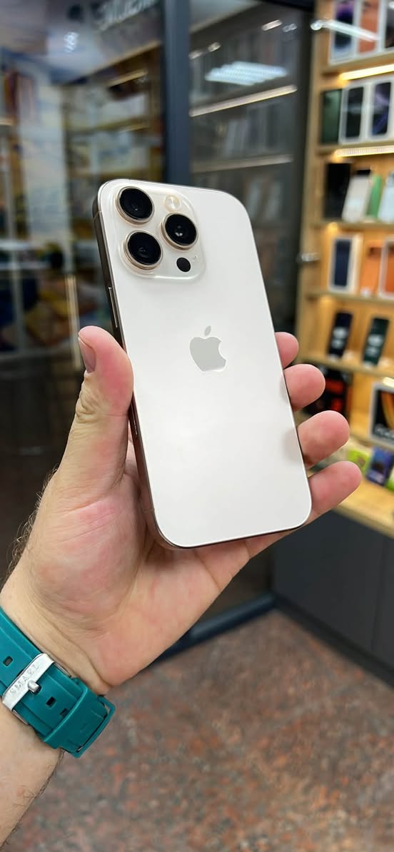iPhone 16 Pro 128GB, 89% battery