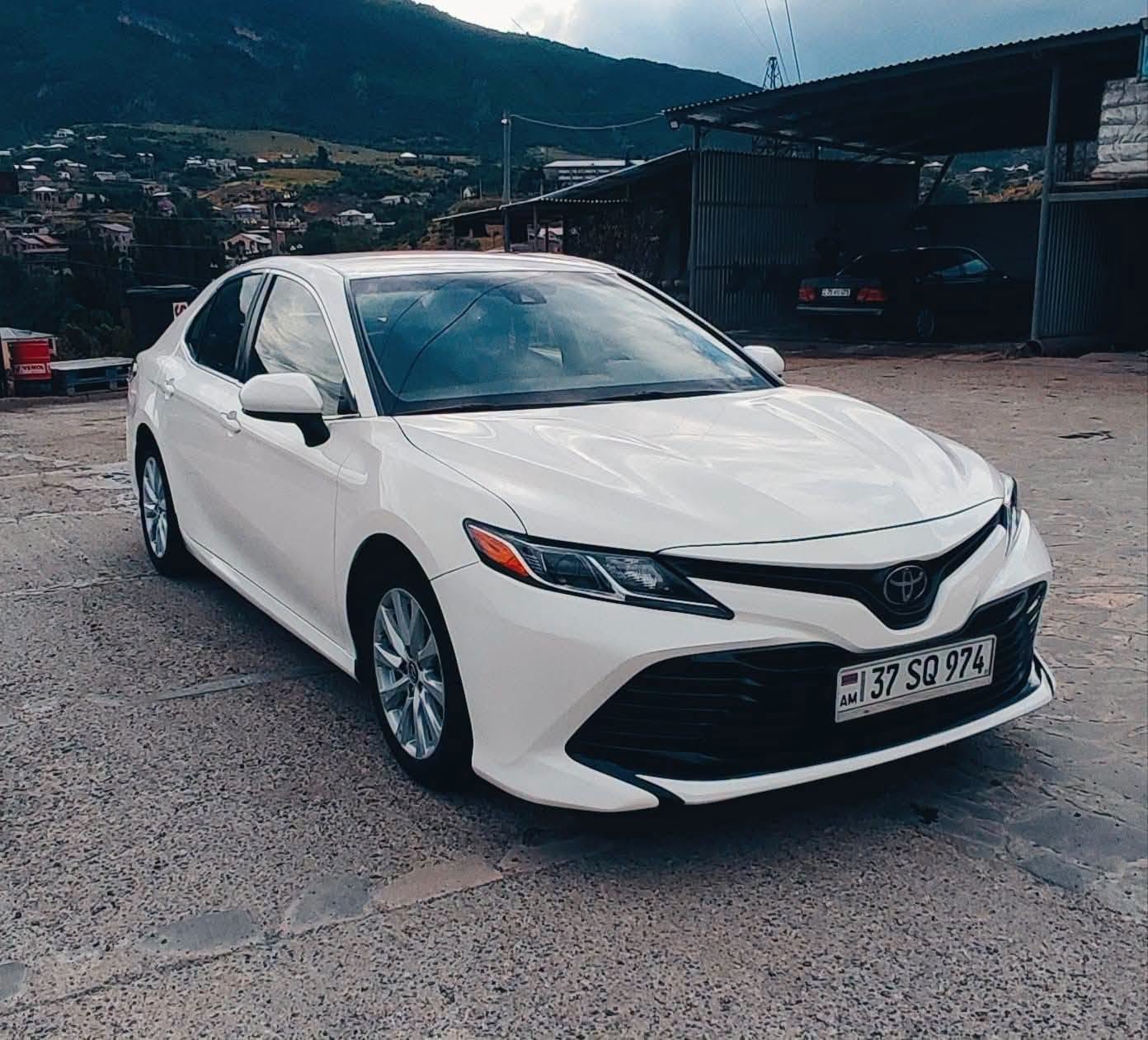 17700$ Toyota Camry 2017t. 135000km օրեգինան
