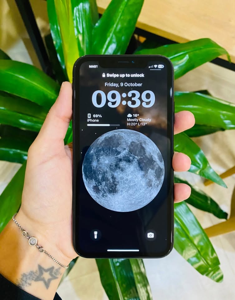 iPhone XR ✅BH-82✅ Kilitli Değil✅Son Fiyat 300-Lari✅