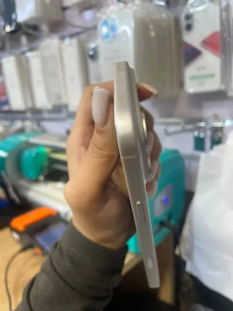 17 pro max серебристый Завод 100%🔋 — 430,000֏