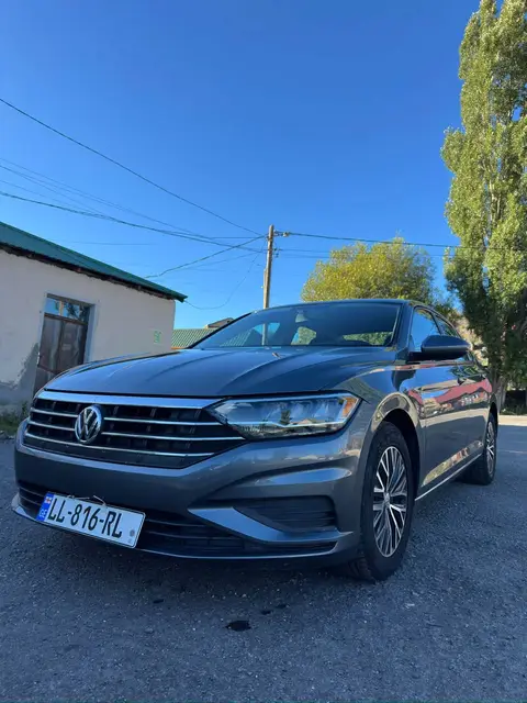 Volkswagen Jetta 2021 — 9,900$