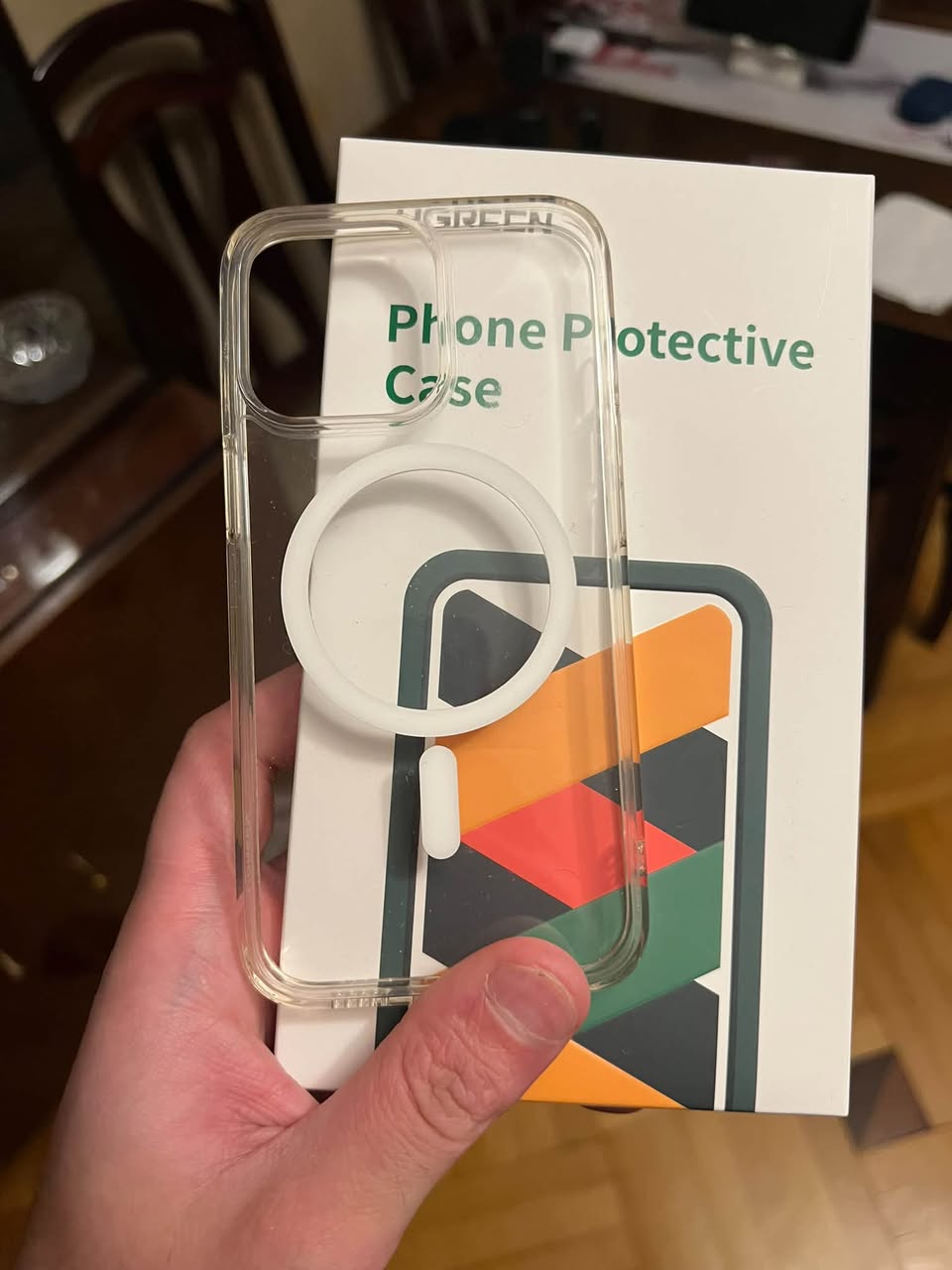 Ugreen MagSafe გამჭვირვალე ქეისი iPhone 13 Pro-სთვის
