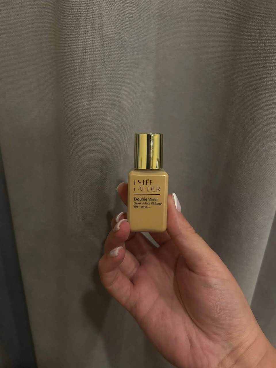 Estée Lauder Double Wear tonal kremləri 15 ml