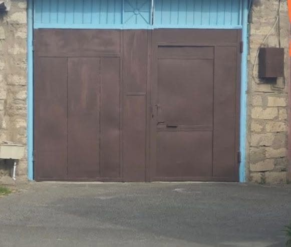 Darvaza satılır 270 aze ölçü 2.90
