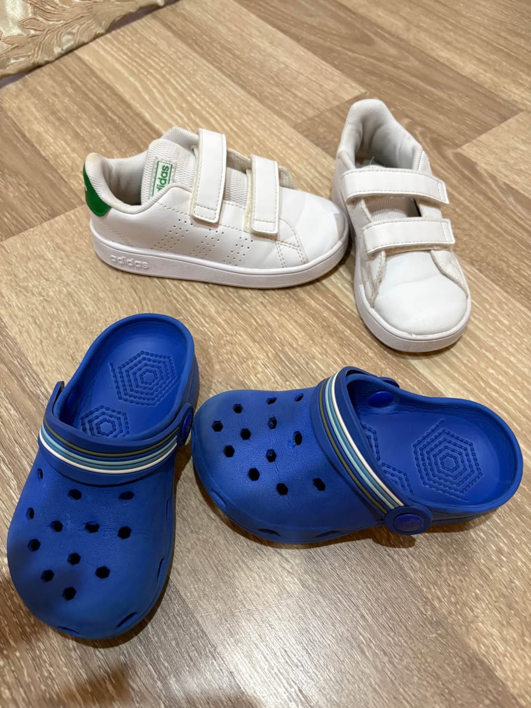 GeoX/Adidas/Biomechanics. All 4 were bought together at a minimal price.