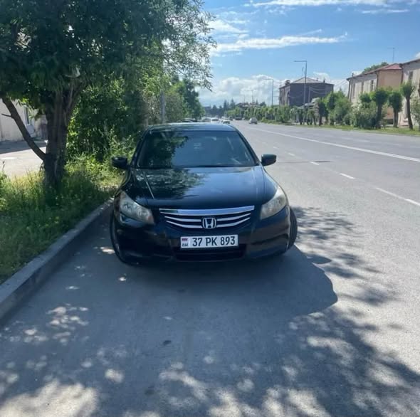 Honda Accord 2011