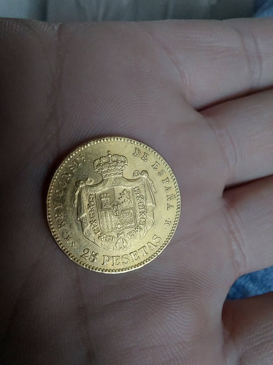 25 peseta qızıl sikkə, 8.07 q