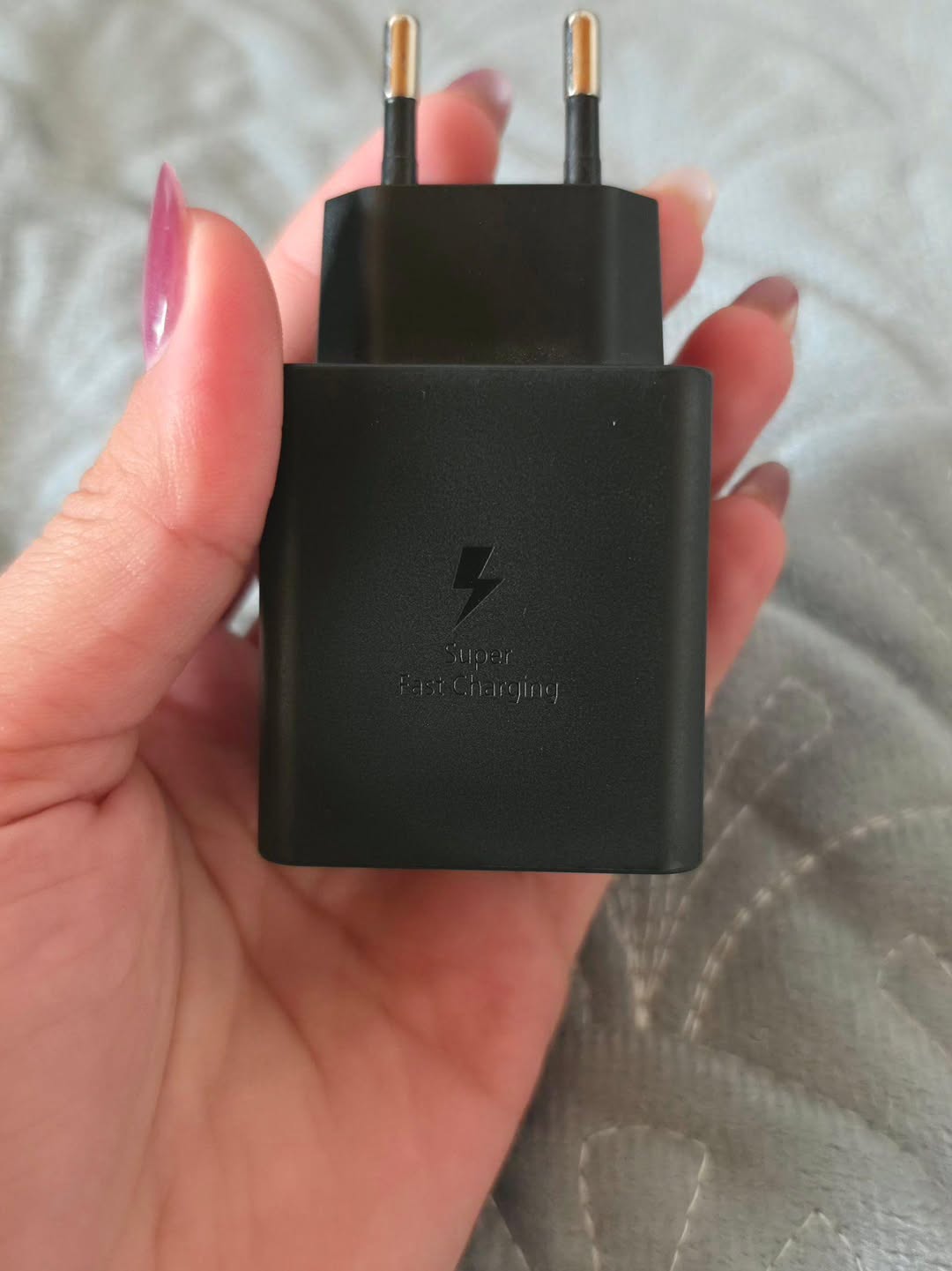 Samsung 45W sürətli şarj başlığı