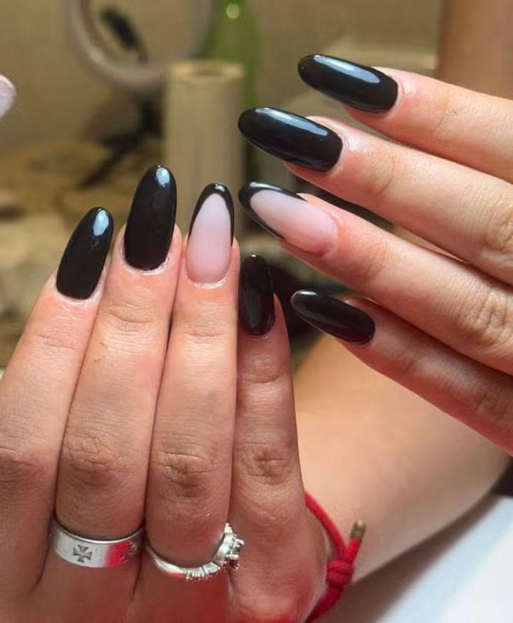 📍 Kutaisi, Avangardi 💅🏻✨ 💖 Gellak - 20₾