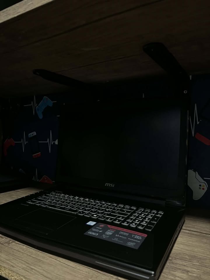 🔥🔥Satılır gaming msi noutbuk 1200 lirəyə 🔥🔥