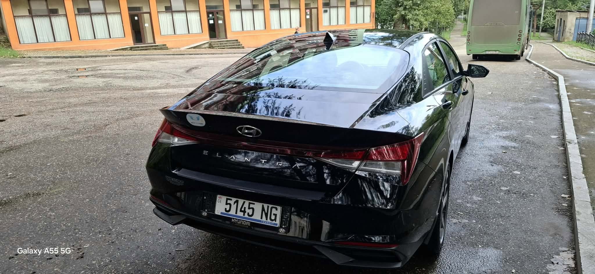 Hyundai Elantra 2023