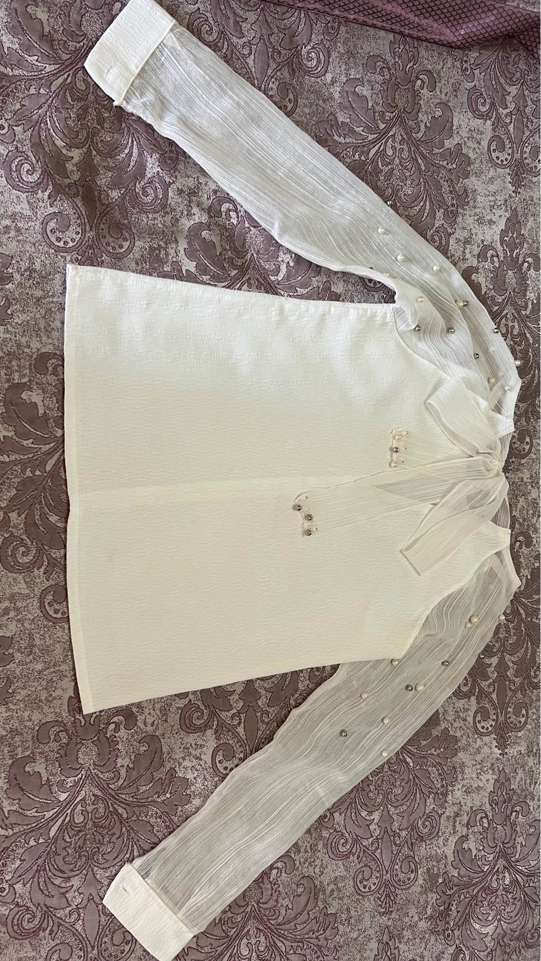 Gözəl bluz xs, s, m ölçülü şəxslərə