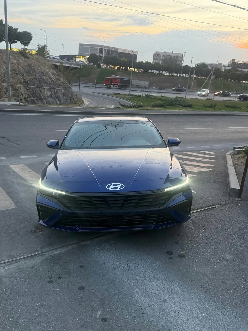 Hyundai Elantra 2024